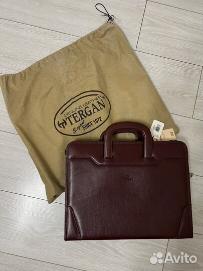 Мужской кожаный портфель