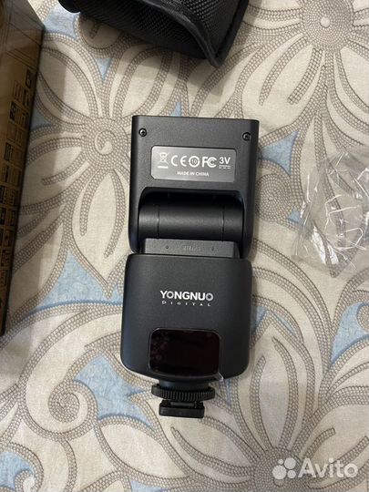 Фотовспышка Yongnuo YN320EX