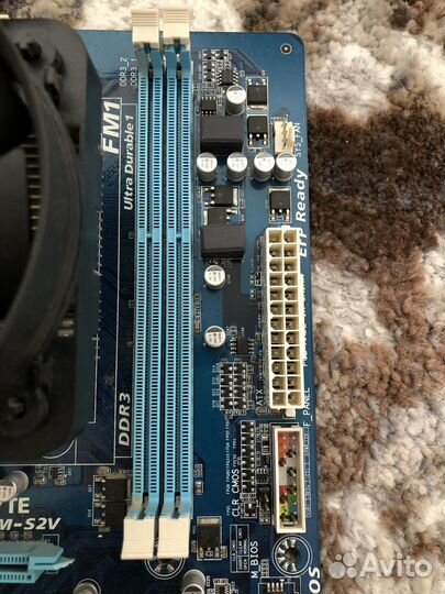 Материнская плата fm1