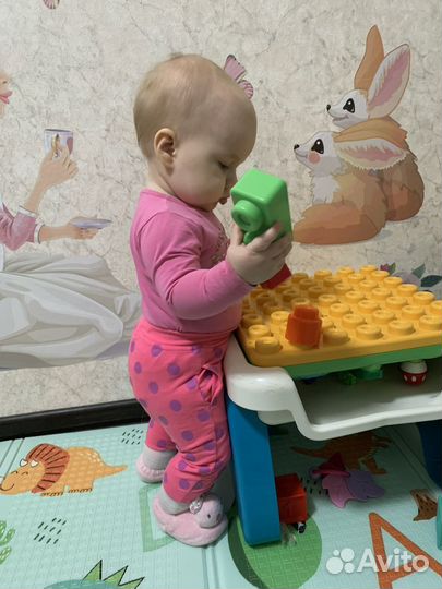 Развивающий стол chicco