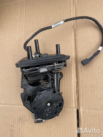 Механизм правого зеркала GL 164