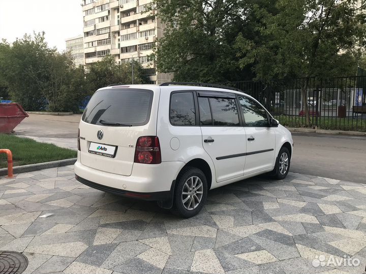 Volkswagen Touran 1.4 AMT, 2009, 211 900 км