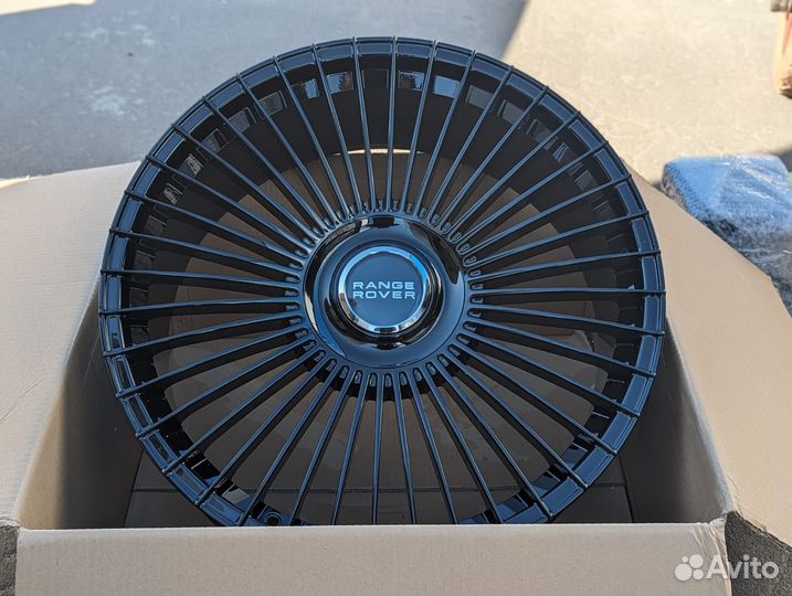 Кованые диски GT Forged R23 на Range Rover Sport