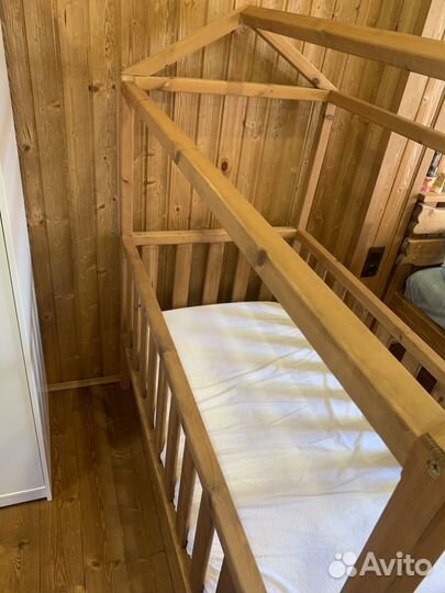 Детская кровать домик 140*70