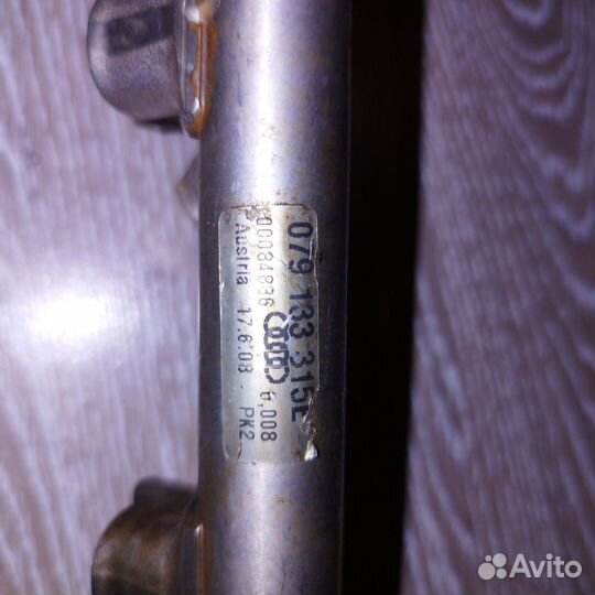 Рейка топливная (рампа) Audi