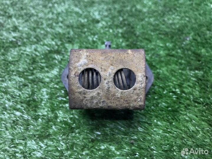 Резистор вентилятора Ford Fiesta MK5 1.4 fxja