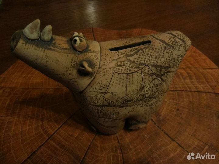 Статуэтки, фигуры из керамики и пр