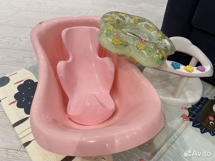 Ванночка с горкой, стульчик, круг для купания