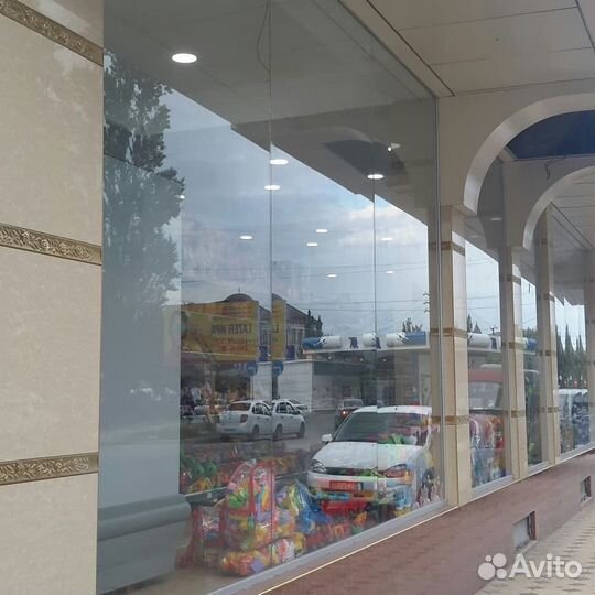Стеклянные офисные перегородки