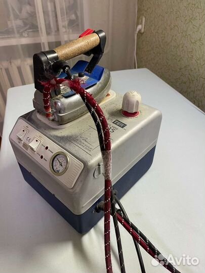 Утюг с парогенератором промышленный
