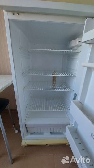 Холодильник бу stinol