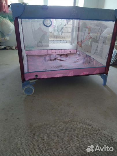 Манеж детский складной