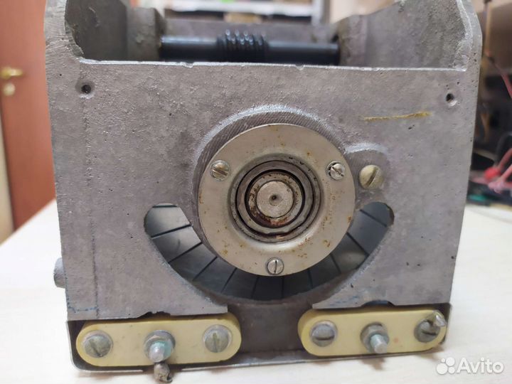 Конденсатор переменной емкости