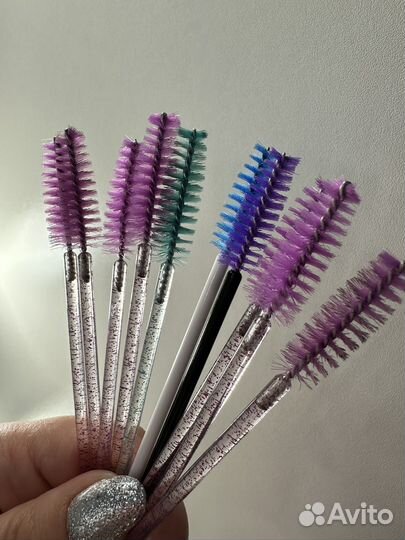 Кисти для ресниц и бровей