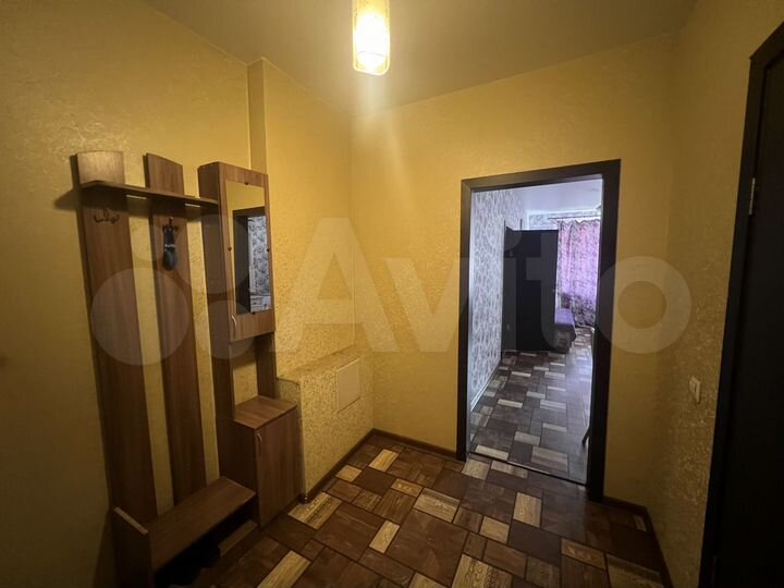 2-к. квартира, 40 м², 3/16 эт.