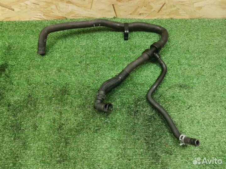 Патрубок системы охлаждения Ford Mondeo 5 1.5