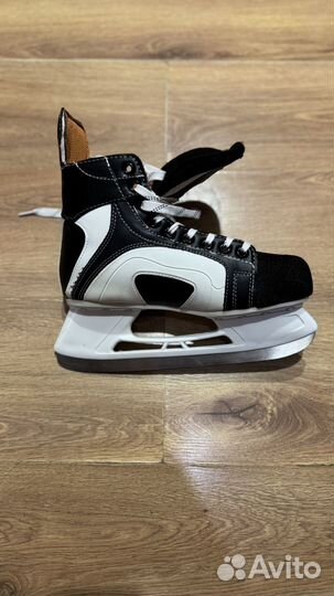 Хоккейные коньки