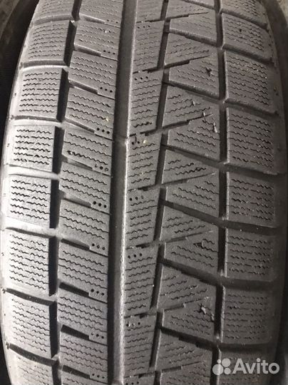 Bridgestone Blizzak Revo GZ 215/65 R16 98T