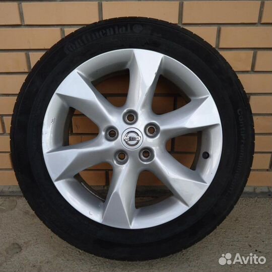 Комплект летних колёс Nissan Juke r17