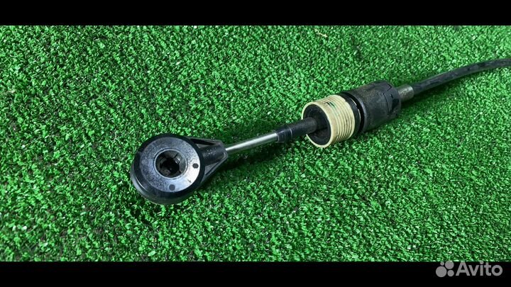 Трос кулисы кпп Volvo V70 3