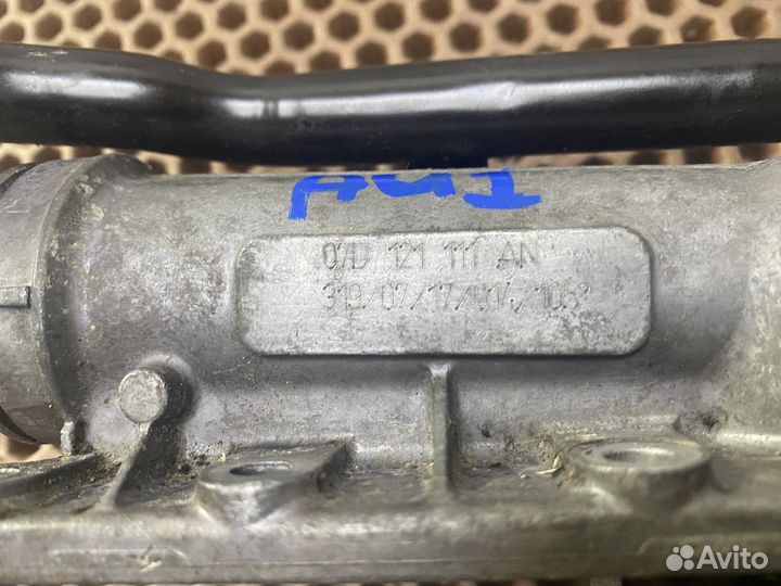 Корпус термостата с трубкой Audi A8, Audi S8