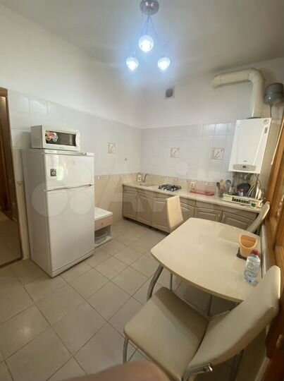 4-к. квартира, 81 м², 2/3 эт.