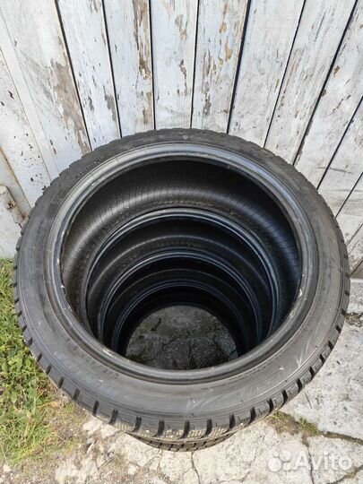 Dunlop SP Winter Ice 02 245/40 R18 97T