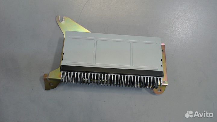 Усилитель звука Lexus RX, 2000