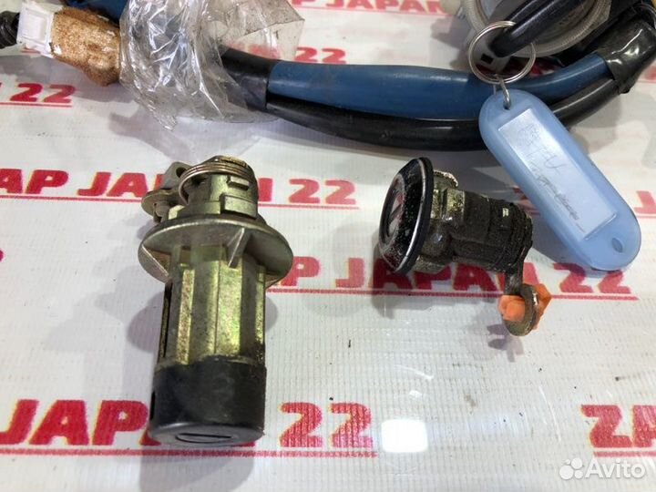 Замок зажигания Mitsubishi Challenger K99 6G74