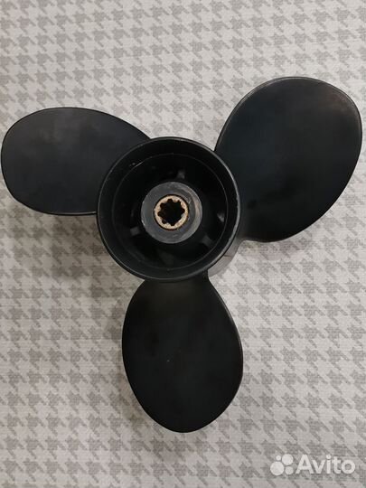 Винт yamaha 9.9 9 1/4 11