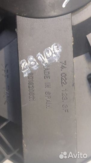 Двигатель отопителя Volkswagen Passat 5