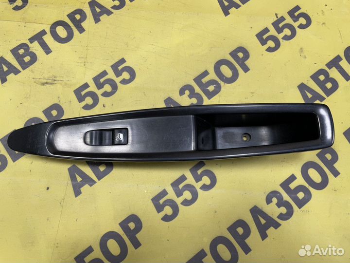 Кнопка стеклоподъемника Citroen C4