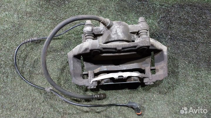 Суппорт тормозной передний правый M274 W212 Рест