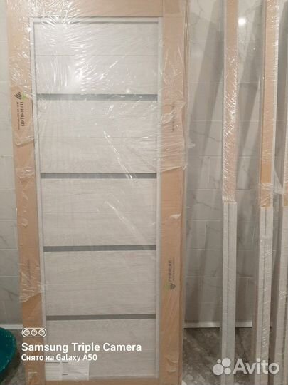 Продам межкомнатные двери 4 штуки