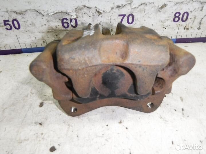 Суппорт задний правый VW Scirocco II