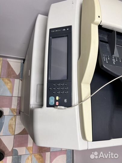 Мфу HP Color LaserJet CM6040fMFP