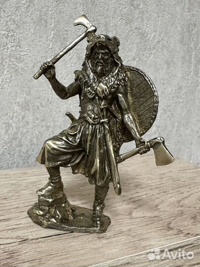 Солдатики бронза