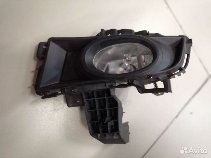 Туманка левая Mazda 3 bk седан 07-09 BR5J51690D