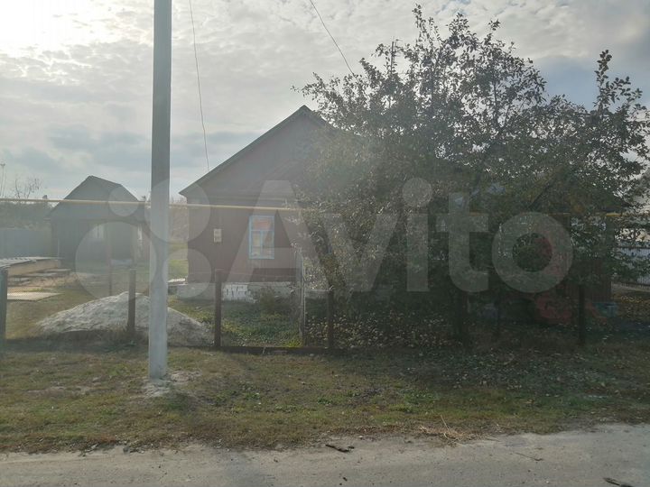 Дом 30 м² на участке 7 сот.