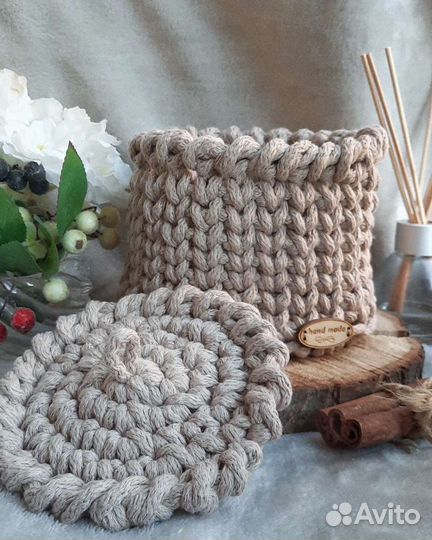 Вязаные корзинки