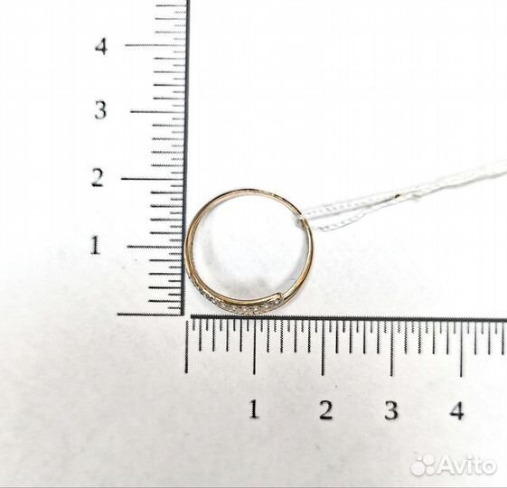 Золотое кольцо с камнем 16,5р