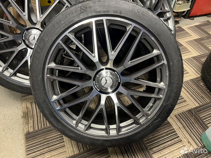 R23 Metcedes GLS 167 (не оригинал, на Michelin)