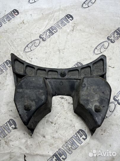 Подстаканник Ford Focus 1