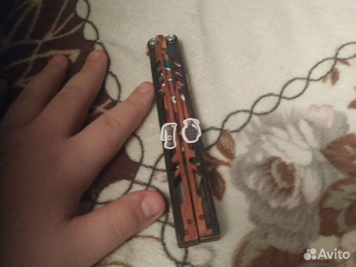 Деревянный нож бабочка