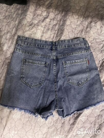 Джинсовые шорты