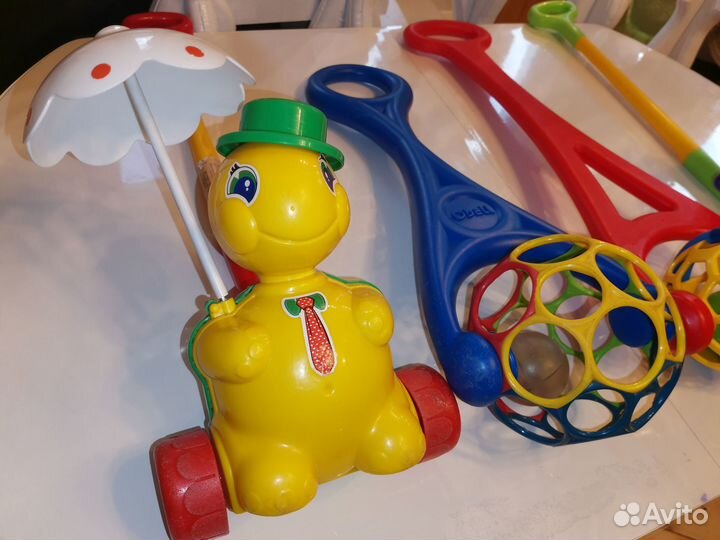 Детская каталка с ручкой oball развивающие игрушки