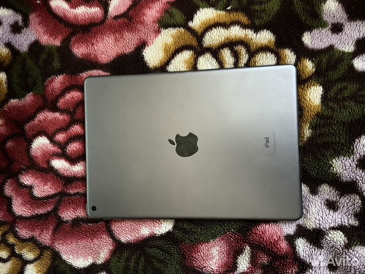 Apple iPad 9. iPadOS 18