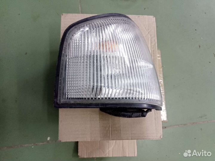 Фара Мазда bongo