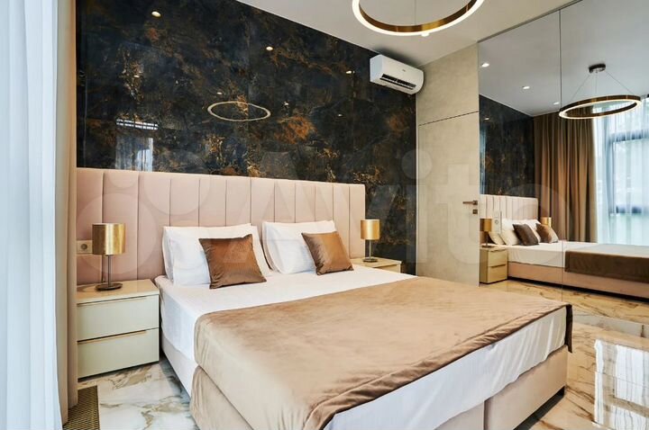 1-к. квартира, 70 м², 10/16 эт.