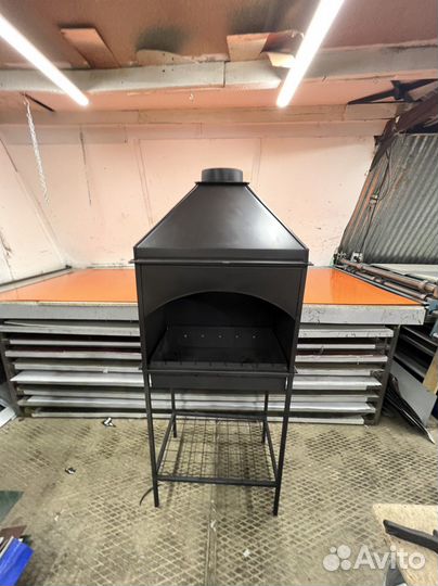 Мангал с вытяжкой. Зонт на мангал. Мангал черный